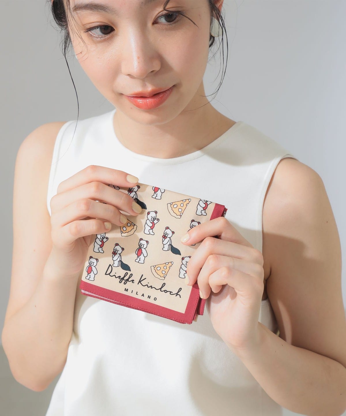 Dieffe Kinloch / クマ ピザ ハンカチ 財布・小物 WOMEN BEIGE ONE SIZE Dieffe Kinloch / クマ ピザ ハンカチ 財布・小物 WOMEN BEIGE ONE SIZE