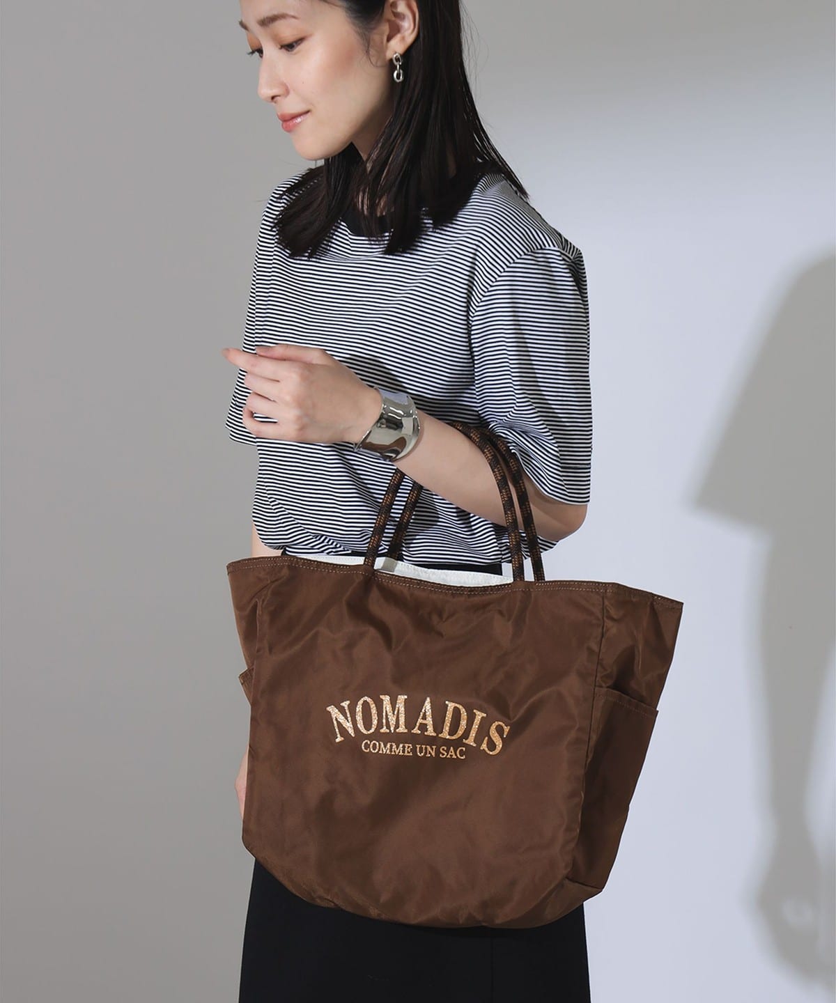 Demi-Luxe BEAMS（デミルクス ビームス）【別注】NOMADIS / SAC2 W リバーシブル ロゴトートバッグ（バッグ  トートバッグ）通販｜BEAMS