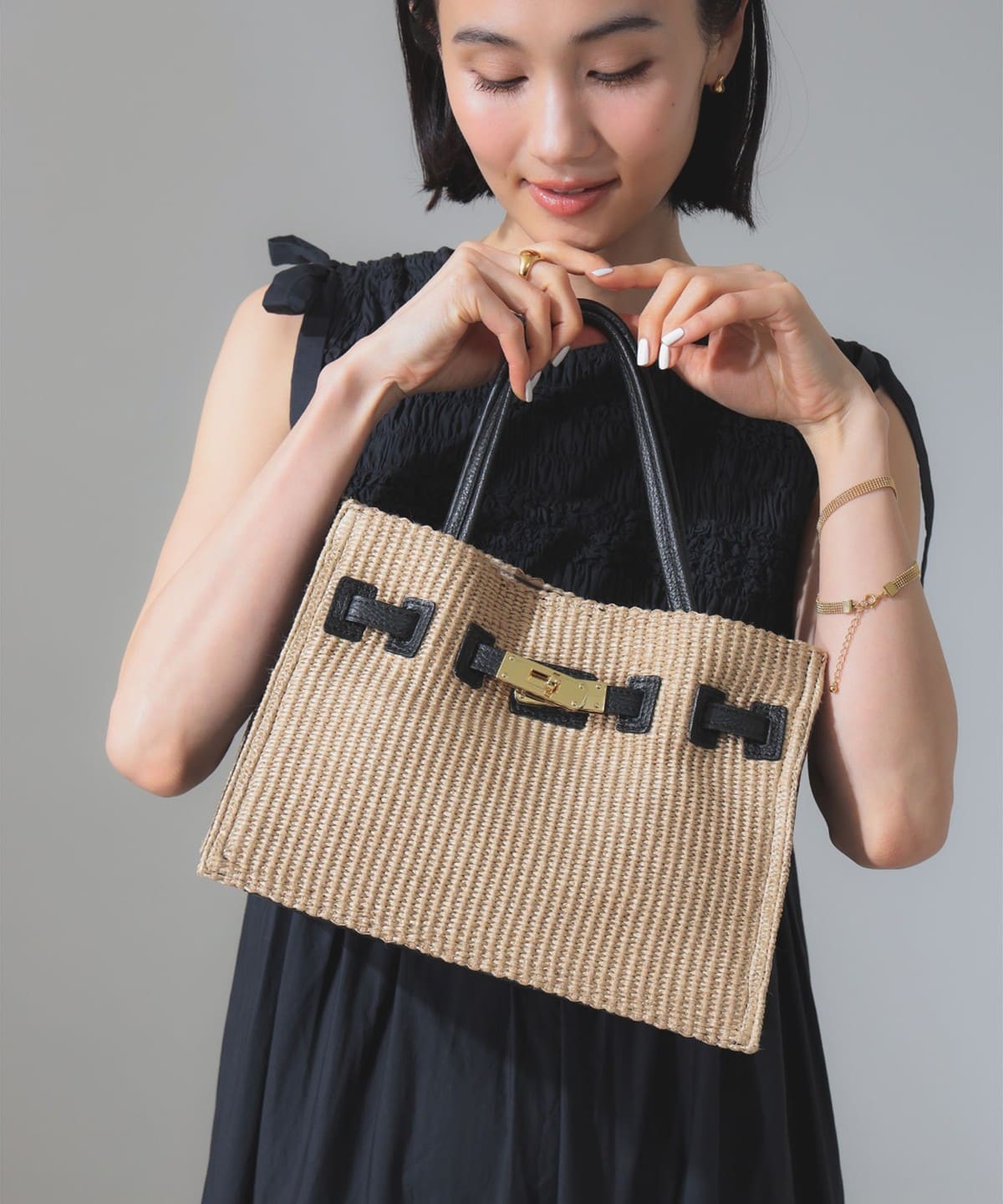 VIOLAd'ORO ヴィオラドーロ / ラフィア調 クロア バッグ バッグ WOMEN NATURAL×BLACK ONE SIZE VIOLAd'ORO ヴィオラドーロ / ラフィア調 クロア バッグ バッグ WOMEN NATURAL×BLACK ONE SIZE