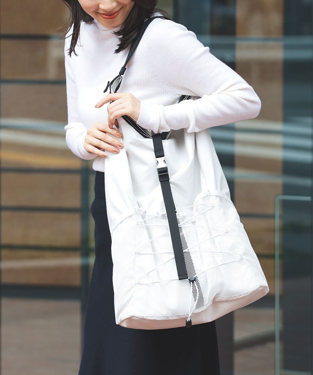 Bibiy MILLIE BASKET BAG 新品未使用 ホワイト CECIL McBEE（セシルマクビー） ボストンバッグ Emblem Shoulder Bag