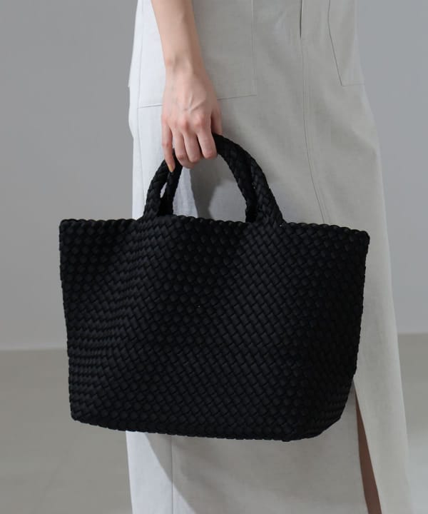 NAGHEDI / St. Barths Medium トートバッグ ※ポーチの金具は画像と異なる場合がございます。予めご了承ください。