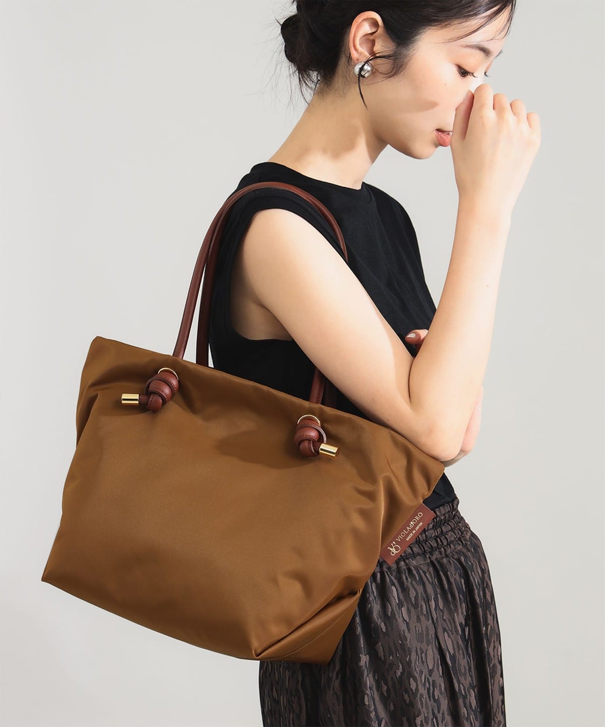VIOLAd'ORO ヴィオラドーロ / BIANCA ナイロン トートバッグ M バッグ WOMEN BROWN×BROWN ONE SIZE VIOLAd'ORO ヴィオラドーロ / BIANCA ナイロン トートバッグ M バッグ WOMEN BROWN×BROWN ONE SIZE