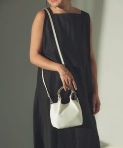 GIANNI CHIARINI / DUA レザー ショルダーバッグ XS