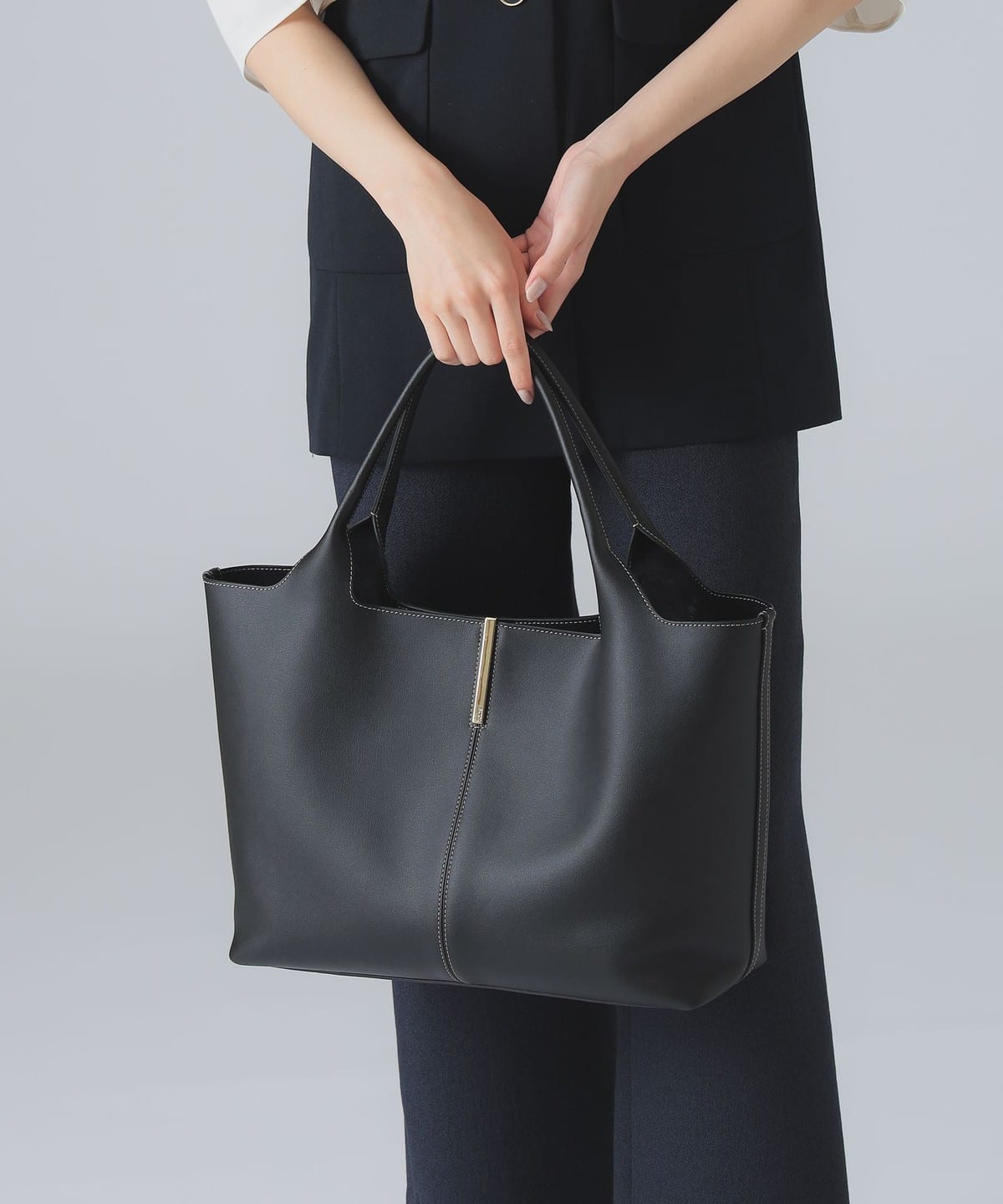 TOD'S トッズ / レザー ショッピング バッグ ミディアム‐スモール バッグ WOMEN NERO B999 ONE SIZE TOD'S トッズ / レザー ショッピング バッグ ミディアム‐スモール バッグ WOMEN NERO B999 ONE SIZE