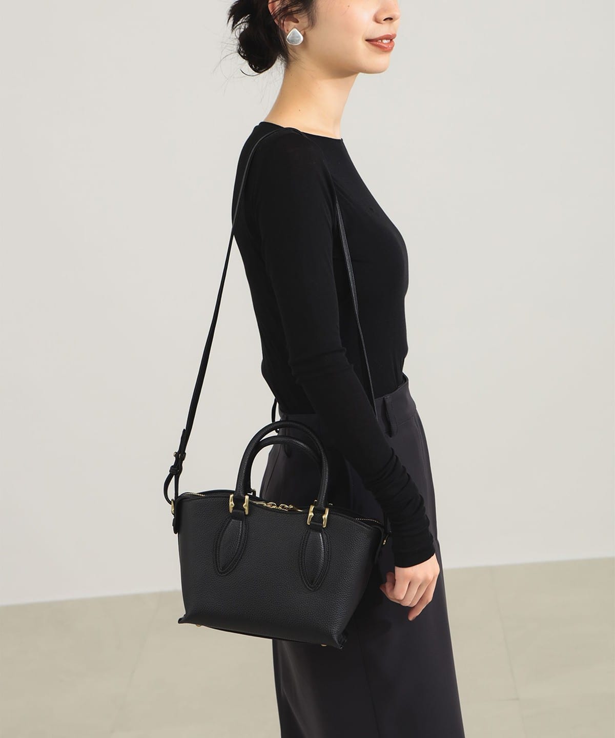 （新品、日本製) TOFF&LOADSTONE x Beamsショルダーバッグ TOFF&LOADSTONE ショルダーバッグ バッグ TOFF＆LOADSTONE