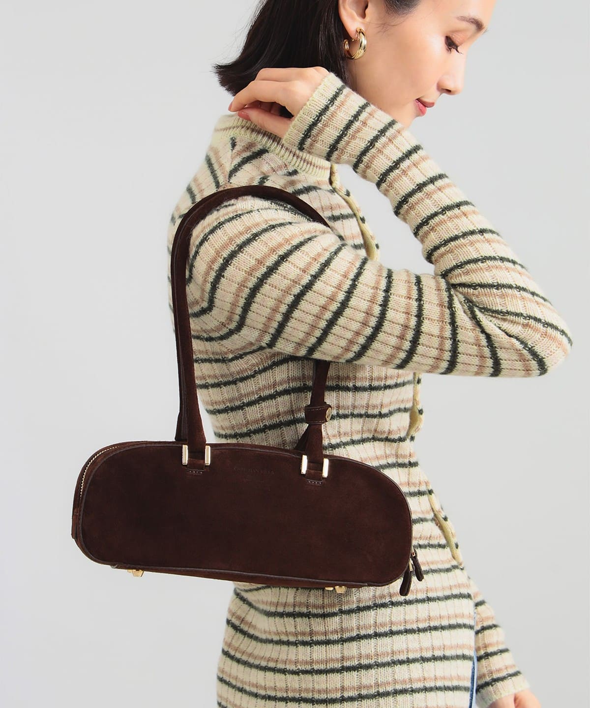【別注】CHRISTIAN VILLA クリスチャン ヴィラ / スエード スクエア ロングハンドル バッグ バッグ WOMEN DARK BROWN ONE SIZE 【別注】CHRISTIAN VILLA クリスチャン ヴィラ / スエード スクエア ロングハンドル バッグ バッグ WOMEN DARK BROWN ONE SIZE