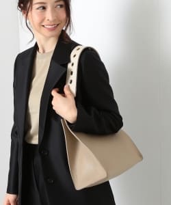 IACUCCI / グロメットハンドルバッグ