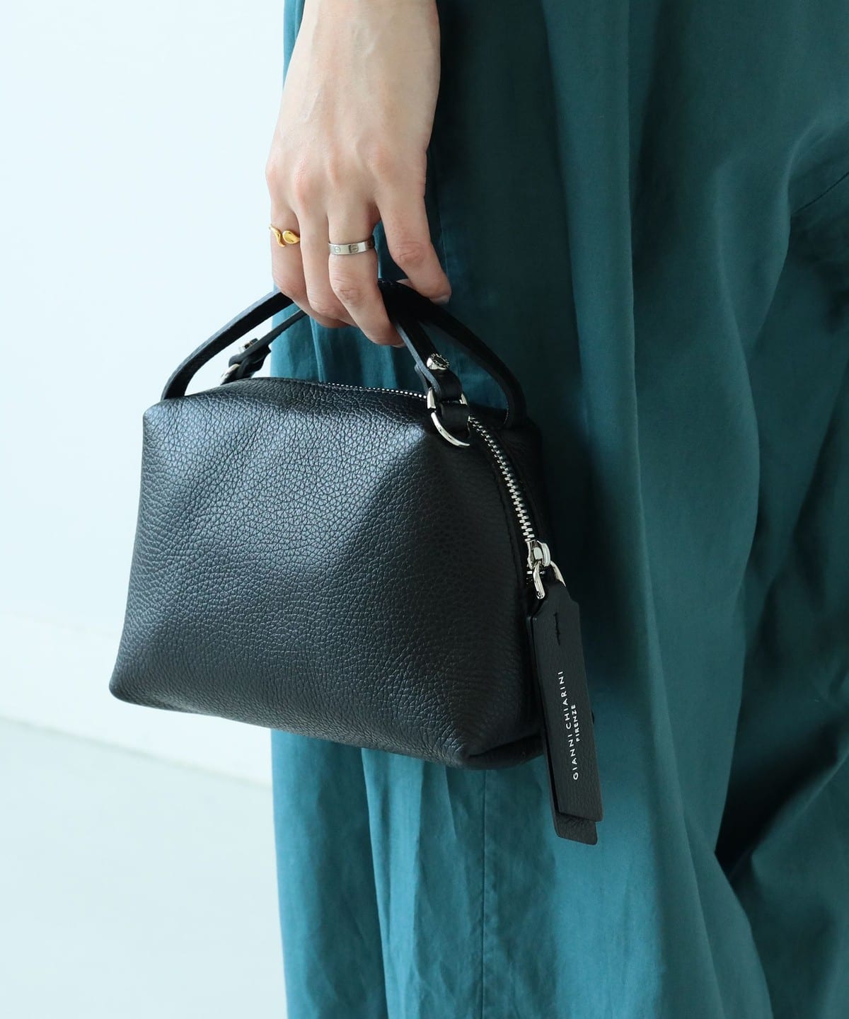【美品】GIANNI CHIARINI ALIFA Sサイズ ショルダーバック BEAMS SELECTION for WOMEN（ビームス セレクション for ウィメン
