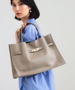 VIOLAd’ORO / TRERO シュリンク クロア トートバッグ L