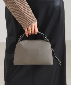 【MORE VARIATION開催中】GIANNI CHIARINI / ALIFA レザーショルダーバッグ S