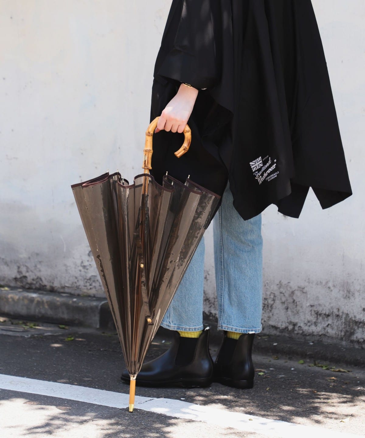 Traditional Weatherwear トラディショナル ウェザーウェア / バンブー ビニール傘 ファッション雑貨 WOMEN BROWN ONE SIZE Traditional Weatherwear トラディショナル ウェザーウェア / バンブー ビニール傘 ファッション雑貨 WOMEN BROWN ONE SIZE