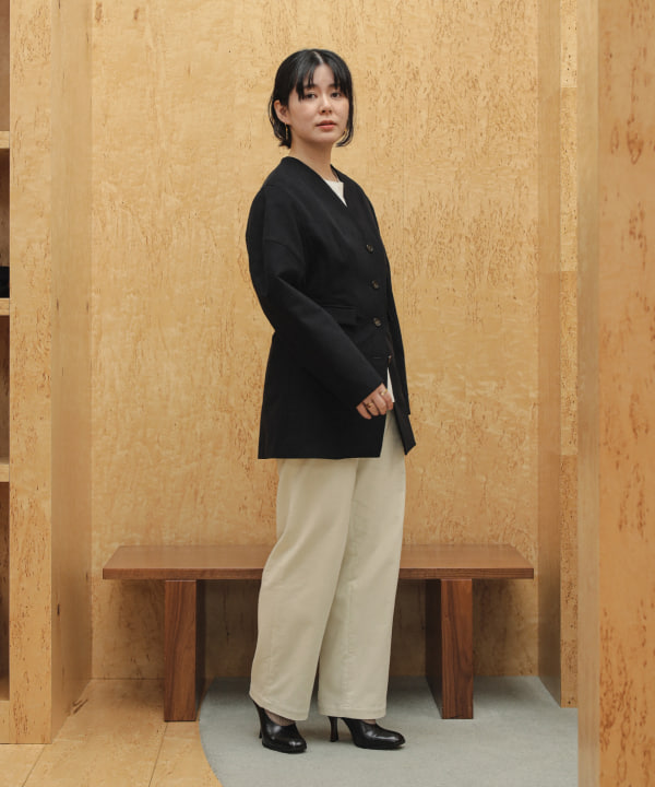 AKIRANAKA / Helene ジャケット
