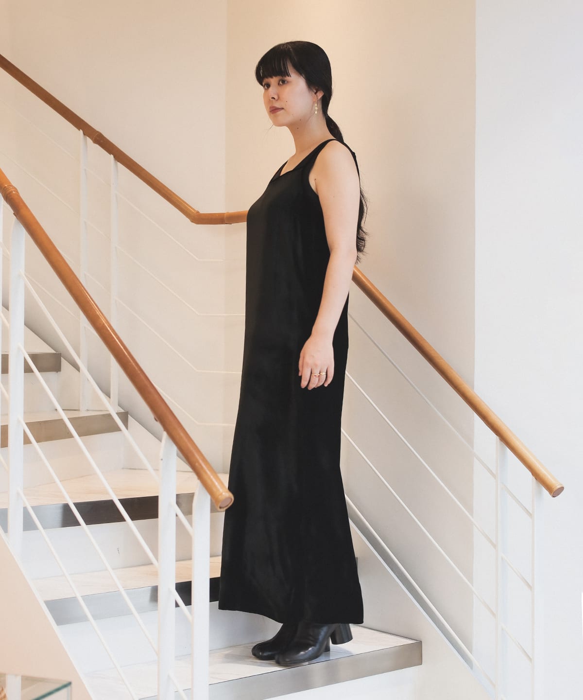 YLEVE（イレーヴ）クランチベロア ノースリーブワンピース IMG_28288.jpg