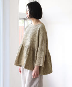 BLACK CRANE / ラッフル トップ