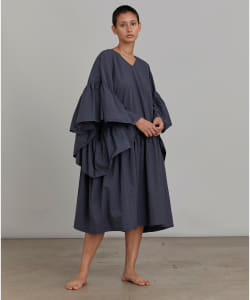 ＜WOMEN＞BLACK CRANE / ローズドレス