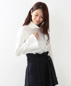 Demi-Luxe BEAMS / バックボタン スタンドブラウス ホワイト
