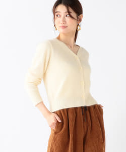 Demi-Luxe BEAMS / フラッフィ ショート Vネックカーディガン