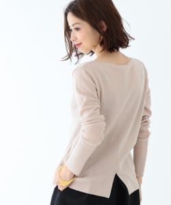 Demi-Luxe BEAMS / バックスリット Vネックプルオーバー