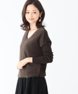 Demi-Luxe BEAMS / フロントフラッフィ Vネックニット