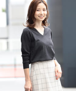 Demi-Luxe BEAMS / ロロピアーナ Vネック プルオーバー