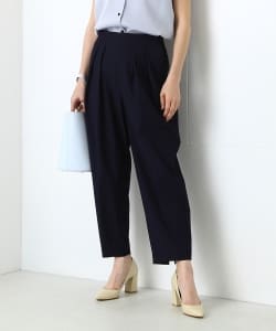 Demi-Luxe BEAMS / バックスリット タックパンツ
