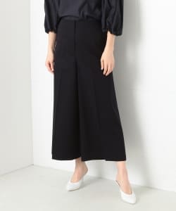 Demi-Luxe BEAMS / Aライン コットンラチネ織 クロップドパンツ