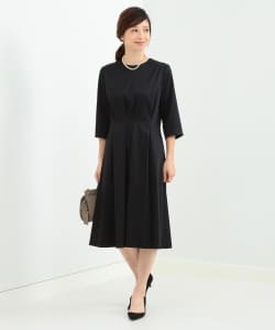 Demi-Luxe BEAMS / タックフレアー サテンワンピース◆