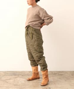 the khaki / チェコ軍 ”UPCYCLE” キルティング ライナー パンツ