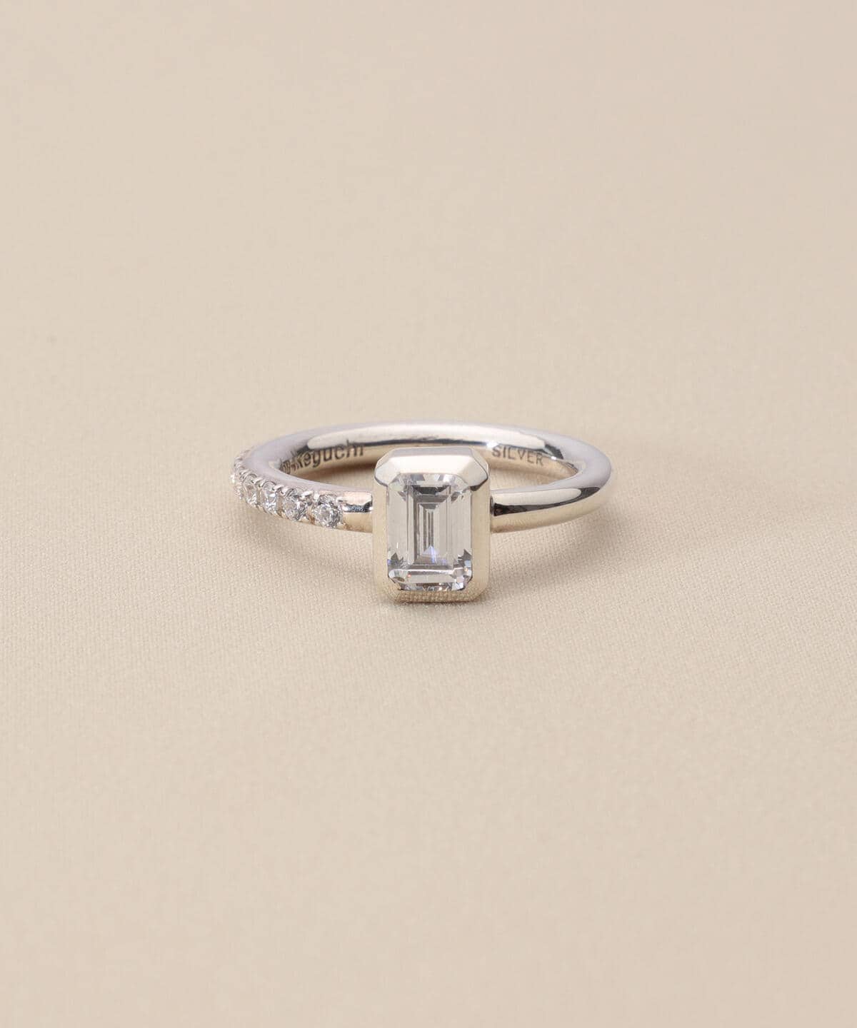 【受注生産商品】nobu Ikeguchi ノブイケグチ / 『No.708』アシンメトリー デザイン リング アクセサリー WOMEN SILVER 11号 【受注生産商品】nobu Ikeguchi ノブイケグチ / 『No.708』アシンメトリー デザイン リング アクセサリー WOMEN SILVER 11号