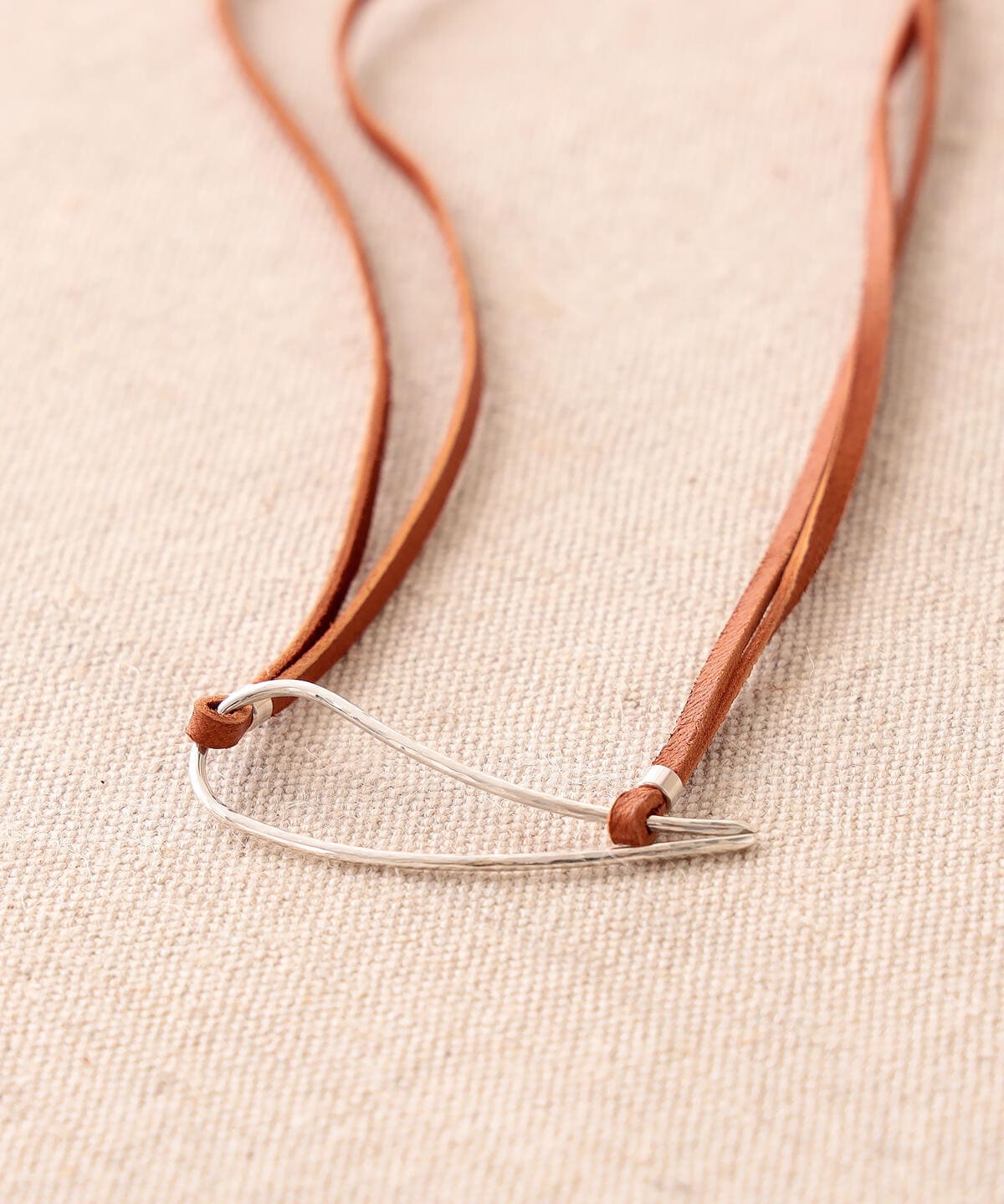 【受注生産商品】【別注】MASATO INOUE マサト イノウエ / ディアスキン × シルバー モチーフ ネックレス PT-WIRE-6-S アクセサリー MEN BROWN ONE SIZE 【受注生産商品】【別注】MASATO INOUE マサト イノウエ / ディアスキン × シルバー モチーフ ネックレス PT-WIRE-6-S アクセサリー MEN BROWN ONE SIZE