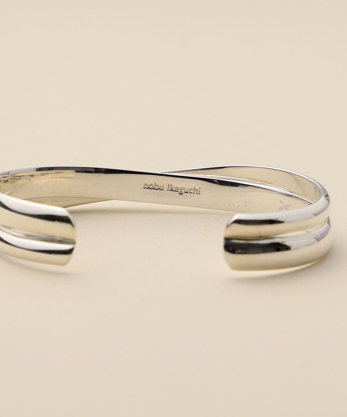 BN-026 Triangleバングル 5mm | WAKAN SILVER SMITH online store