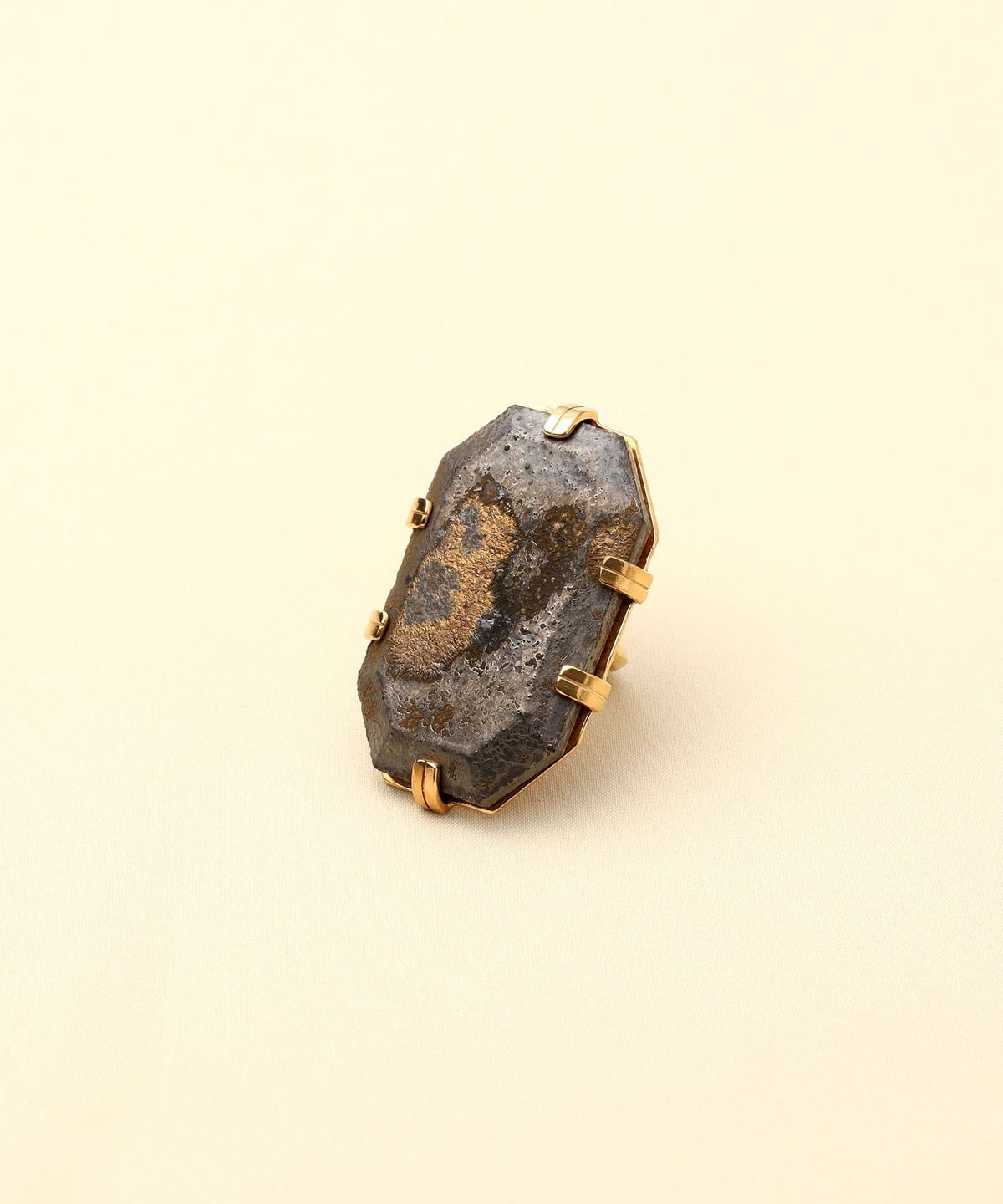 HIZEN jewelry ヒゼンジュエリー / 武雄焼 オクタゴン モチーフ リング アクセサリー WOMEN こがね 15号 HIZEN jewelry ヒゼンジュエリー / 武雄焼 オクタゴン モチーフ リング アクセサリー WOMEN こがね 15号