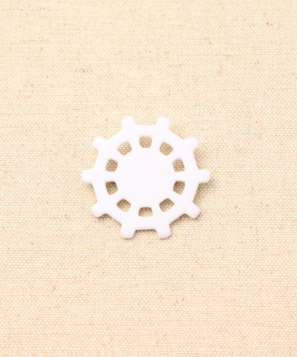 Paris Vintage ハンドル ブローチ アクセサリー WOMEN WHITE ONE SIZE Paris Vintage ハンドル ブローチ アクセサリー WOMEN WHITE ONE SIZE