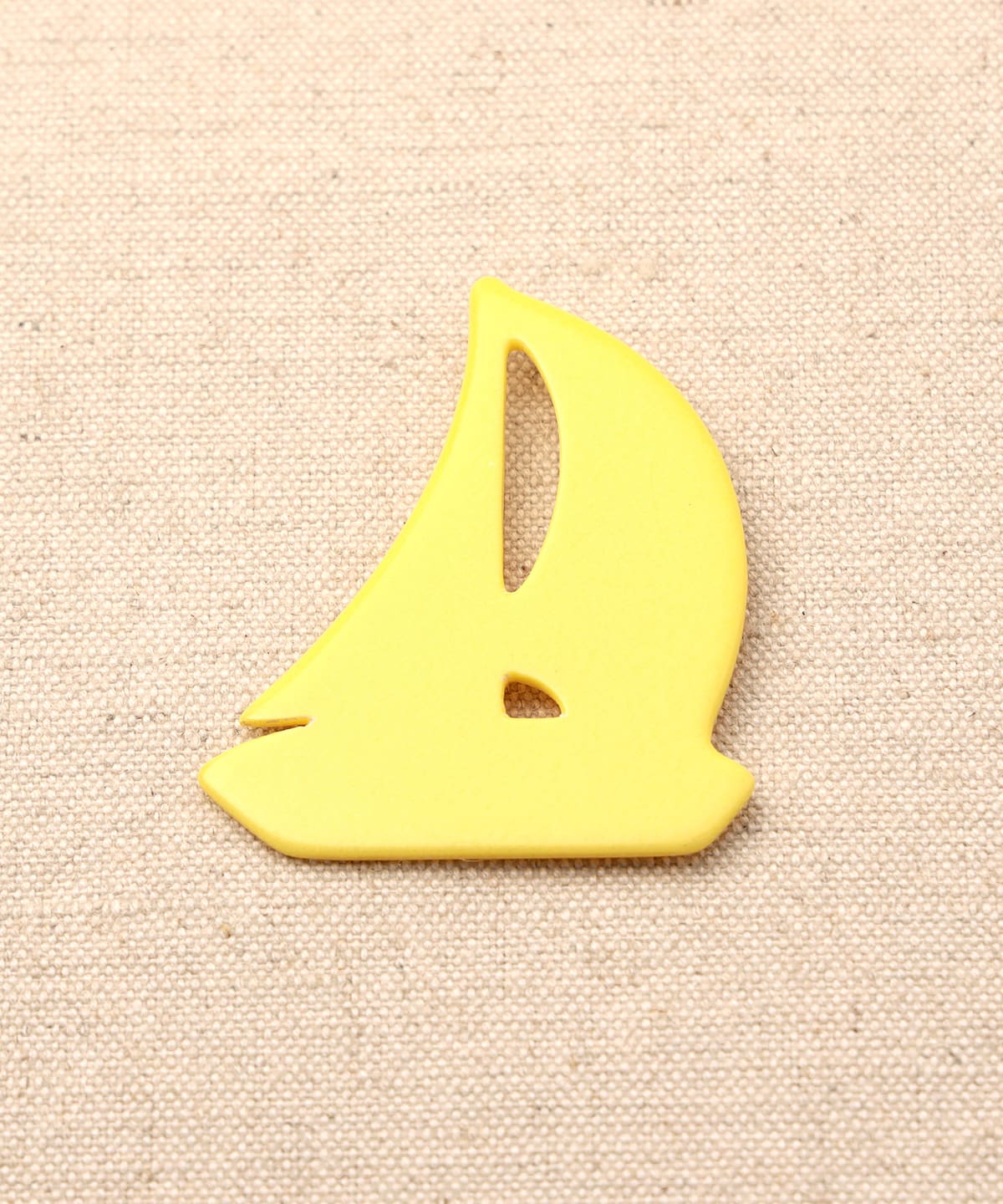 Paris Vintage ヨット ブローチ アクセサリー WOMEN YELLOW ONE SIZE Paris Vintage ヨット ブローチ アクセサリー WOMEN YELLOW ONE SIZE