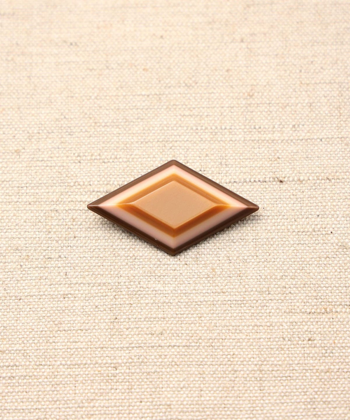 Paris Vintage / ひし形 ブローチ アクセサリー WOMEN BEIGE ONE SIZE Paris Vintage / ひし形 ブローチ アクセサリー WOMEN BEIGE ONE SIZE