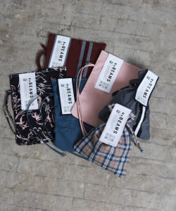 ▲【ショップ限定商品】ReBEAMS / リメイク ポーチ