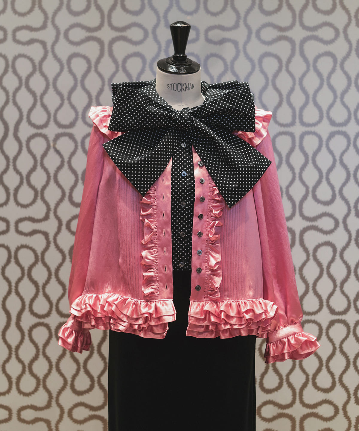 BOW フリル サテン ブラウス シャツ・ブラウス WOMEN PINK ONE SIZE BOW フリル サテン ブラウス シャツ・ブラウス WOMEN PINK ONE SIZE