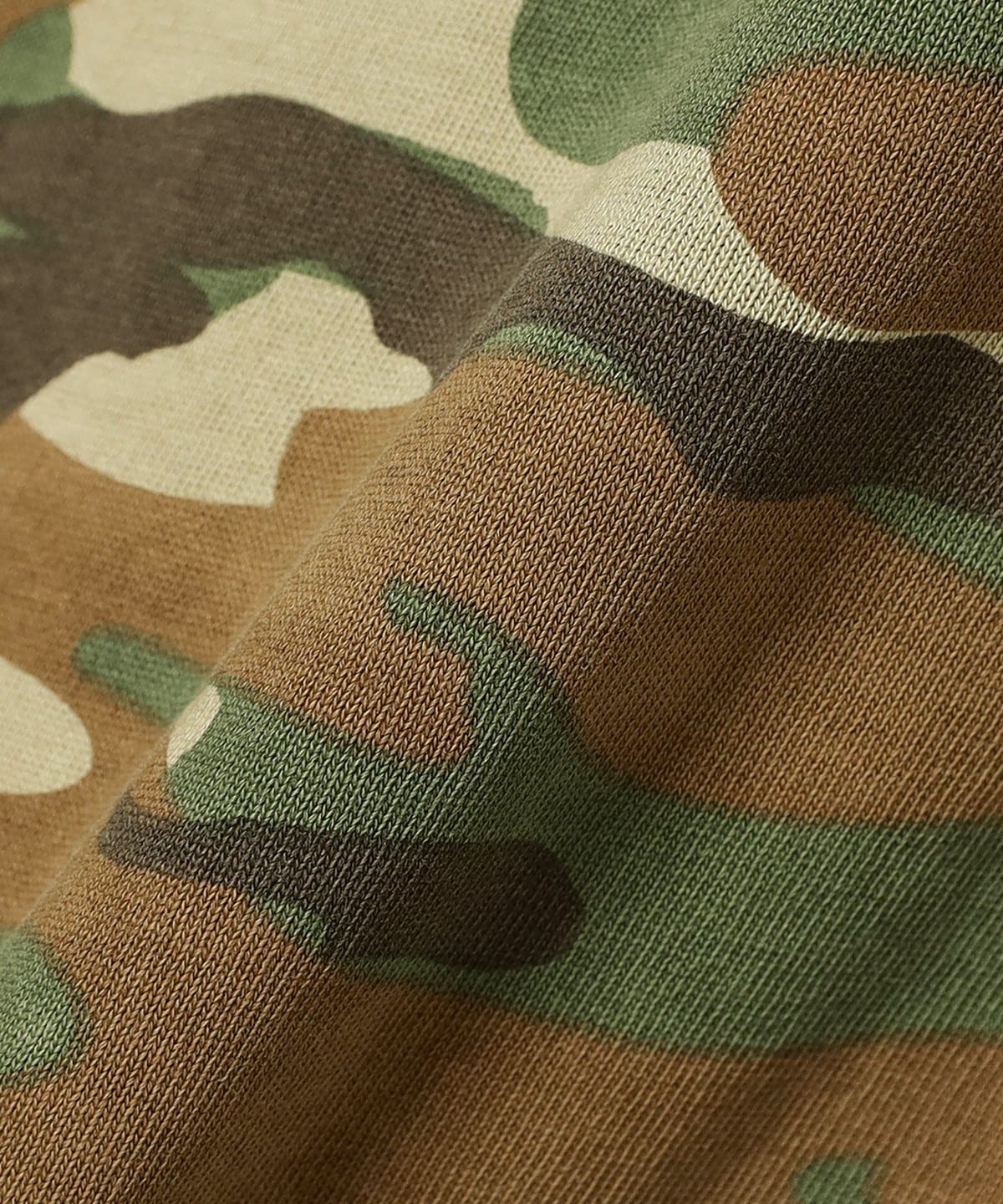 BEAMS（ビームス）FRUIT OF THE LOOM / Camo Short Sleeve T-Shirt（T