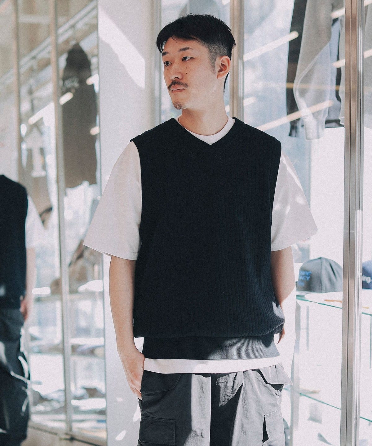 BEAMS T（ビームスT）crepuscule / Stripe Mesh Vest（トップス