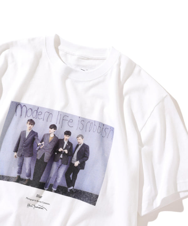 BEAMS（ビームス）Kevin Cummins × BEAMS / 別注 Blur フォト Tシャツ