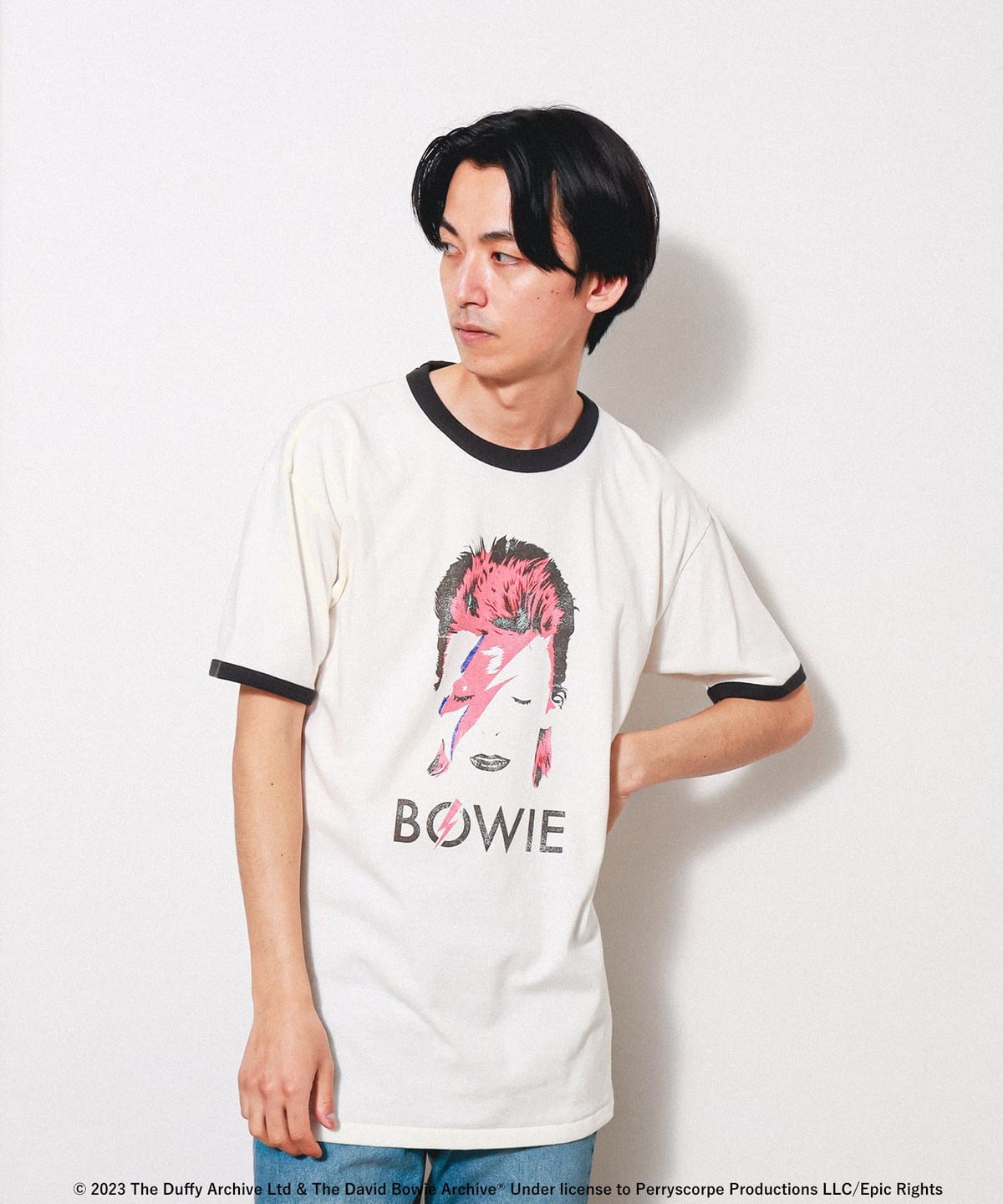 激レア入手困難】デヴィッドボウイ Tシャツ L/白 DAVID BOWIE - T