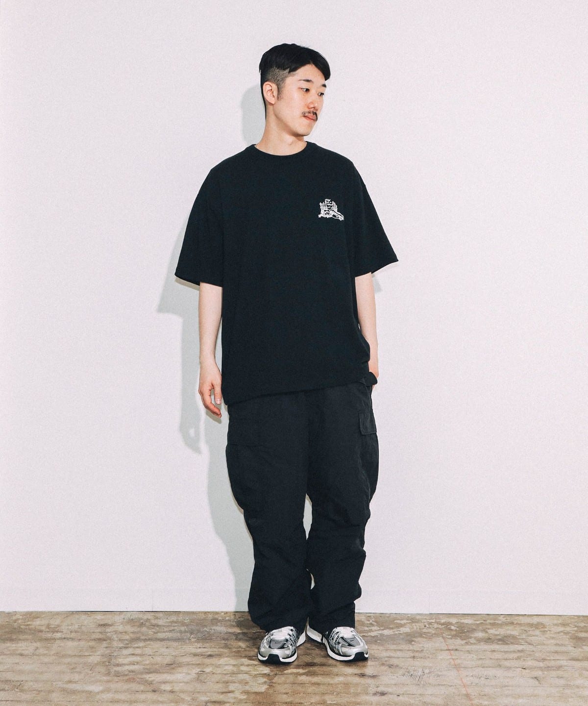 BEAMS T（ビームスT）Gabe Van Giap / T-Shirt Black（Tシャツ