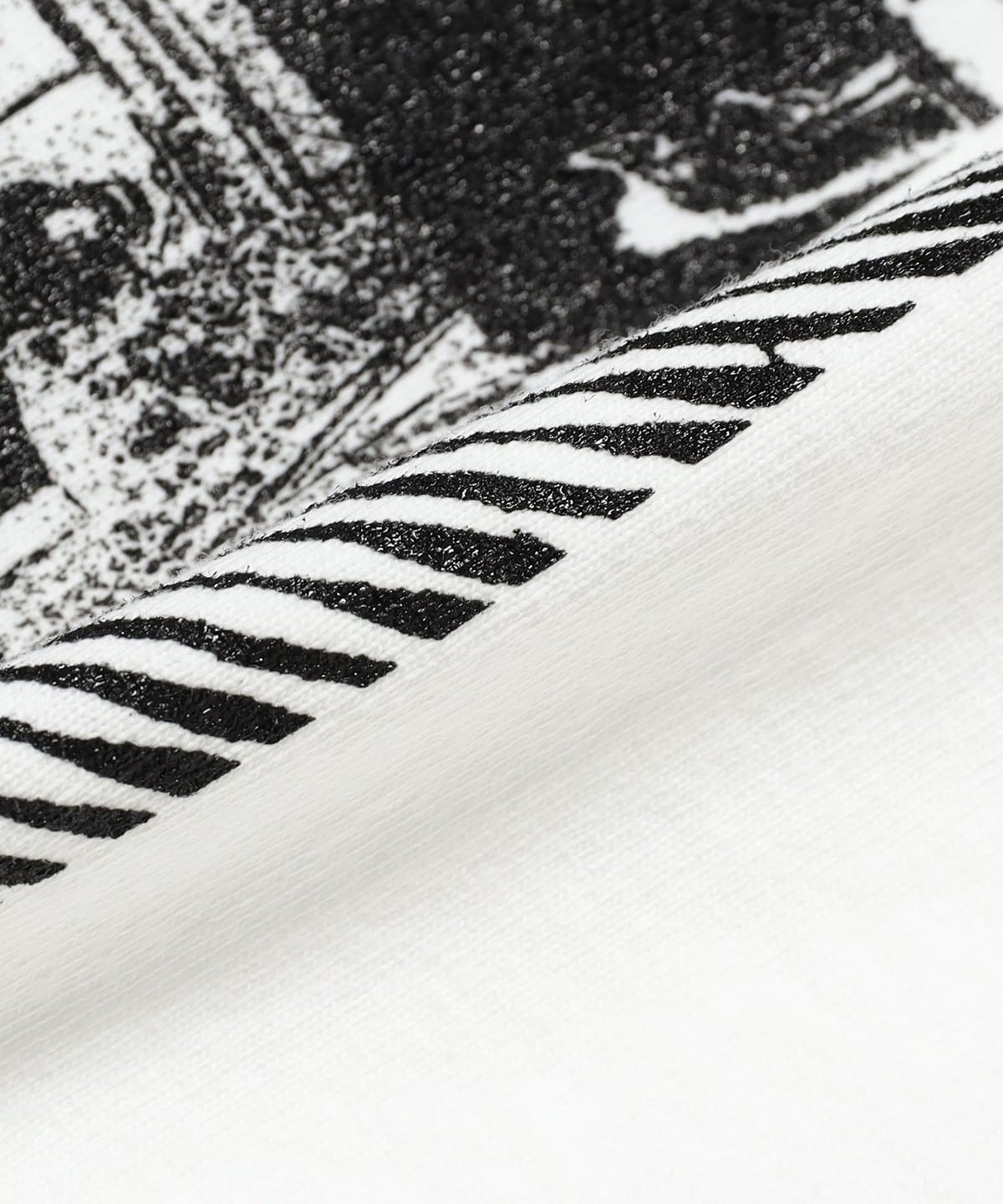 BEAMS T(ビームスT)C.E / VH PHREAKS T(Tシャツ・カットソー BEAMS T(ビームスT)C.E / VH PHREAKS T(Tシャツ・カットソー