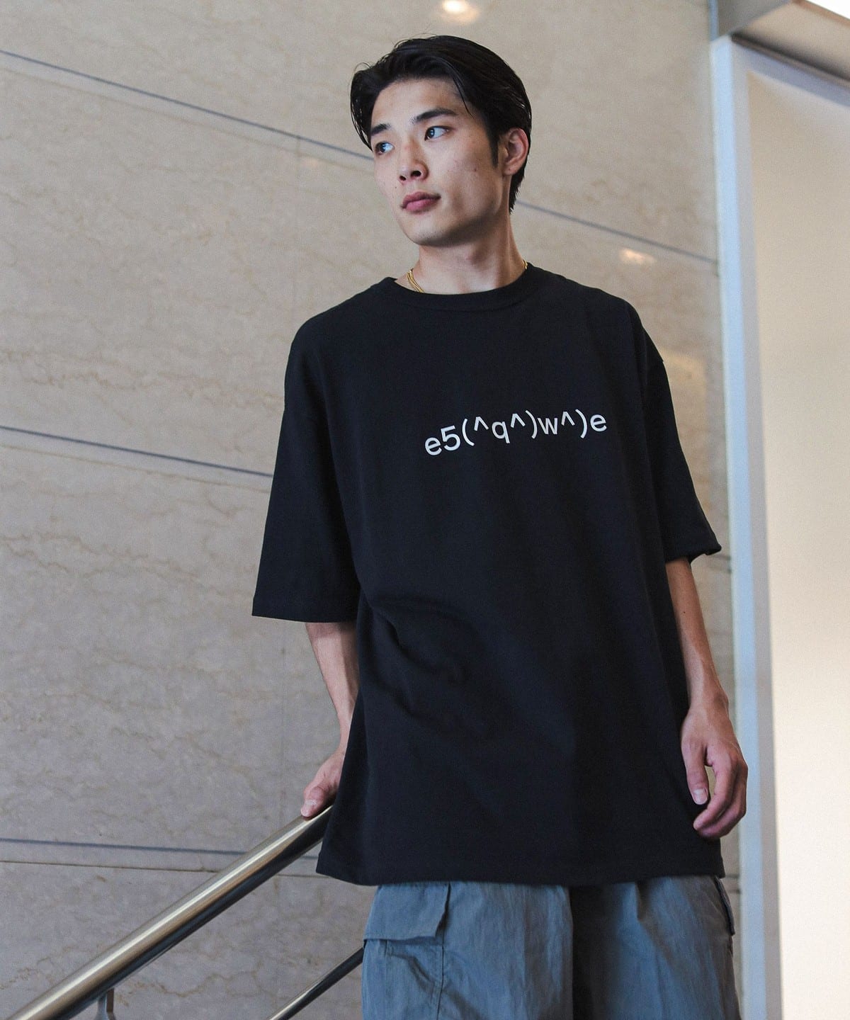 EISUKE HOSHI / emoticon T-Shirt Tシャツ・カットソー MEN NAVY L EISUKE HOSHI / emoticon T-Shirt Tシャツ・カットソー MEN NAVY L