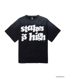 F-LAGSTUF-F × De La Soul / "stakes is high" TEE