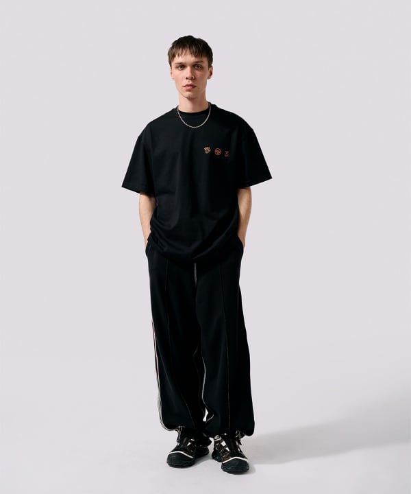 item main image