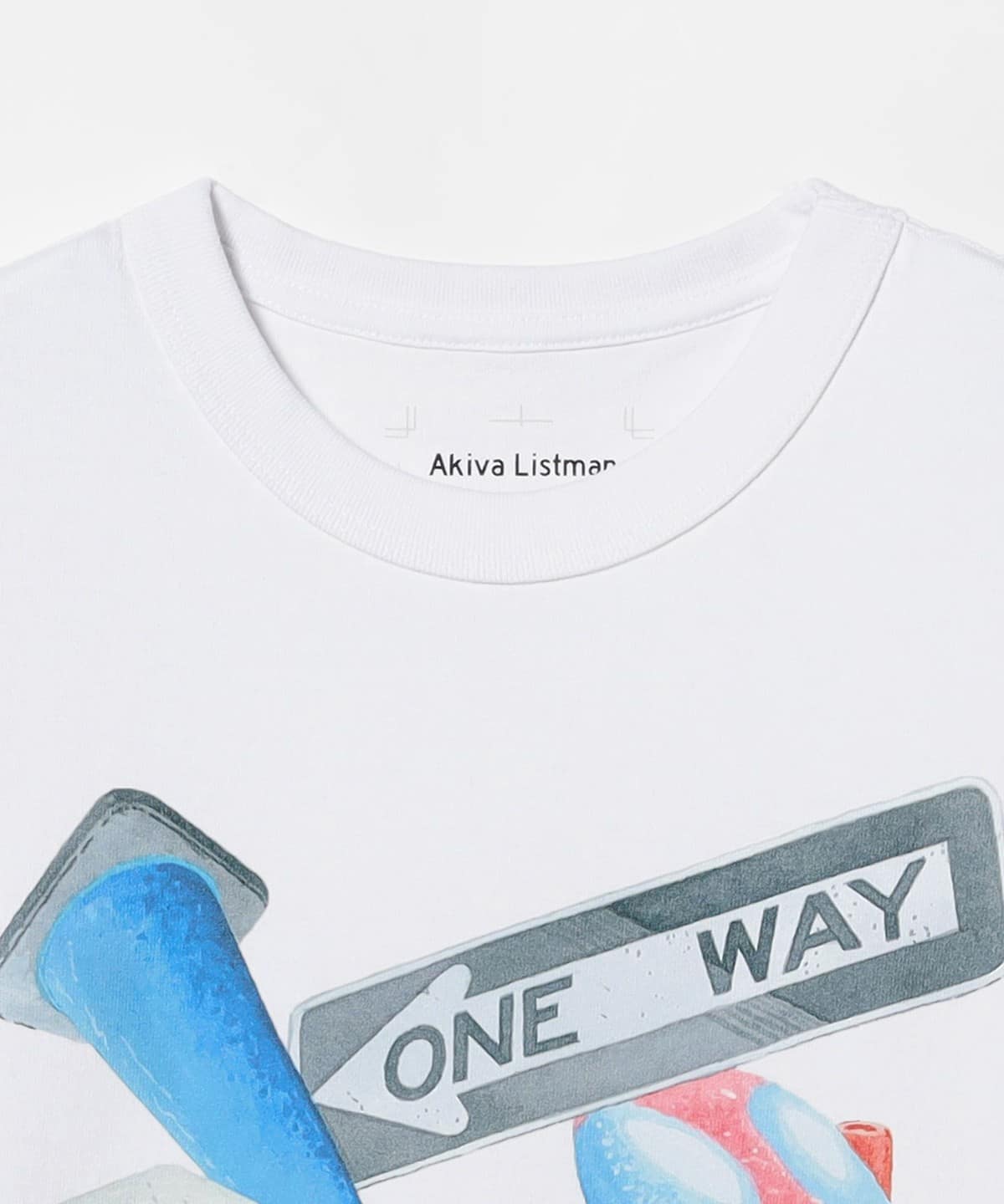 AKIVA LISTMAN / T-shirt①