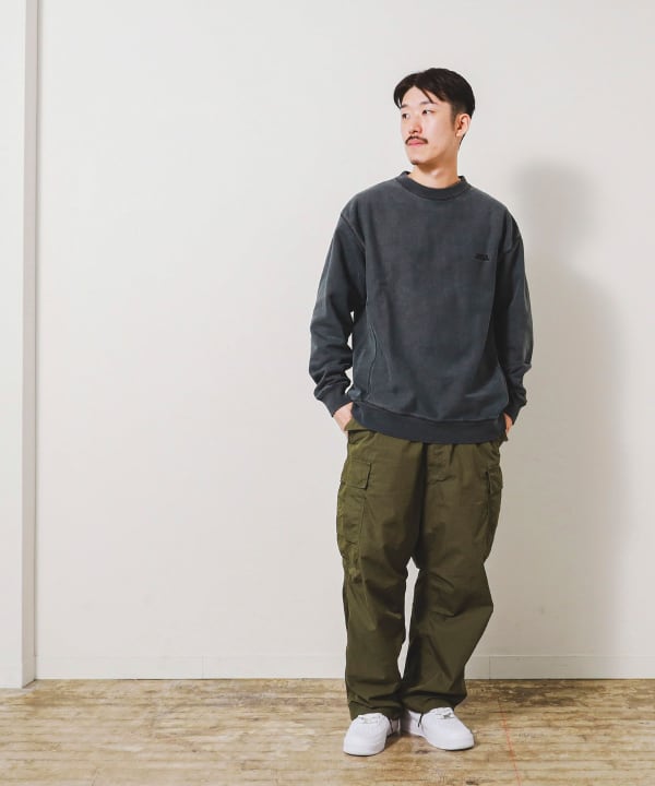 BEAMS（ビームス）ONEITA / Pigment Dye Crewneck Sweat（トップス