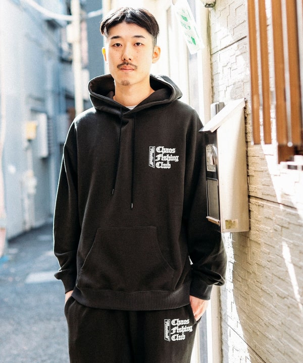 BEAMS T（ビームスT）Chaos Fishing Club × Radiall / Chrome Letters Hoodie（トップス パーカー ）通販｜BEAMS