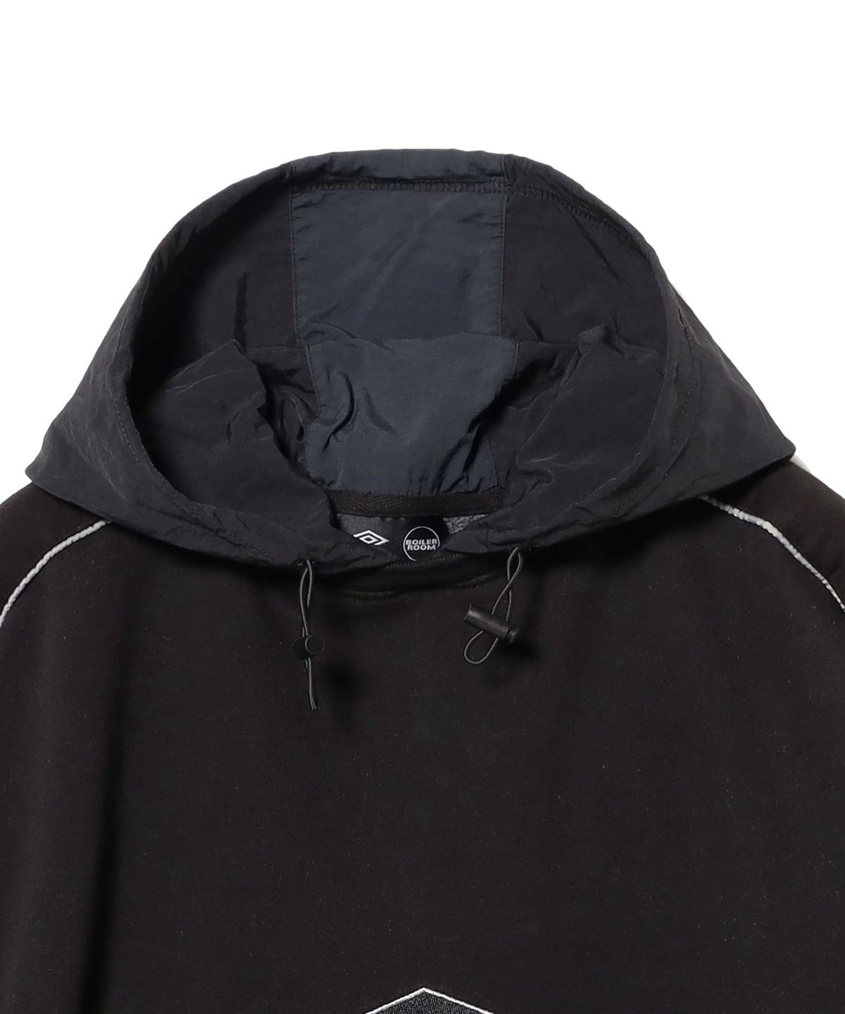 BEAMS T（ビームスT）BOILER ROOM × UMBRO / Hoodie（トップス